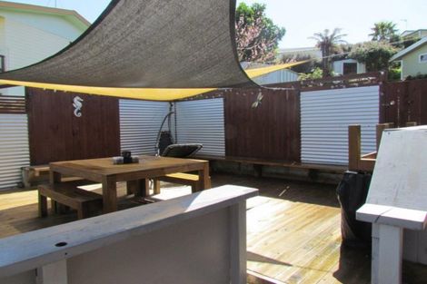 Photo of property in 128 Athenree Road, Athenree, Katikati, 3177