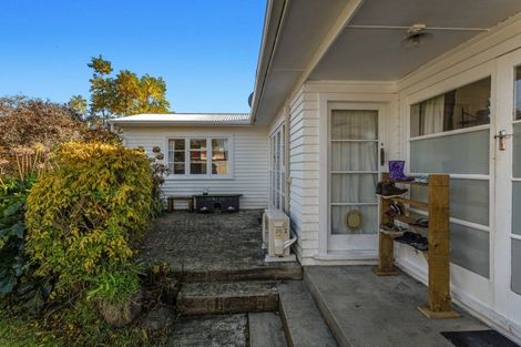 Photo of property in 6 Tanekaha Street, Edgecumbe, 3120