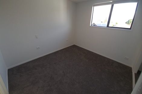 Photo of property in 4/22 Yeovil Road, Te Atatu Peninsula, Auckland, 0610