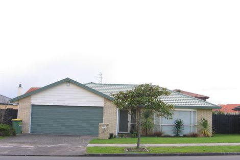 Photo of property in 235 Kilkenny Drive, East Tamaki Heights, Auckland, 2016