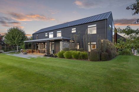 Photo of property in 18 Quarters Place, Halswell, Christchurch, 8025