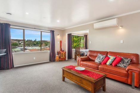 Photo of property in 83 Aberdeen Drive, Dinsdale, Hamilton, 3204