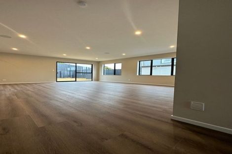 Photo of property in 28 Bendridge Street, Flat Bush, Auckland, 2019