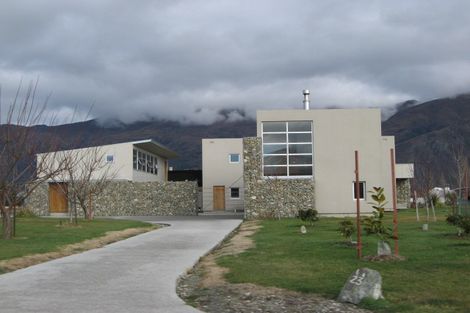 Photo of property in 23 Waimana Place, Wanaka, 9305