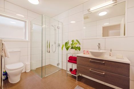 Photo of property in 14 Plantation Terrace, Orewa, 0931