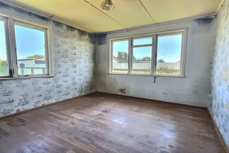 Photo of property in 77 Hillary Crescent, Maraenui, Napier, 4110