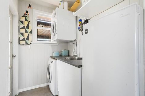 Photo of property in 39 Kon Tiki Road, Whiritoa, Whangamata, 3691
