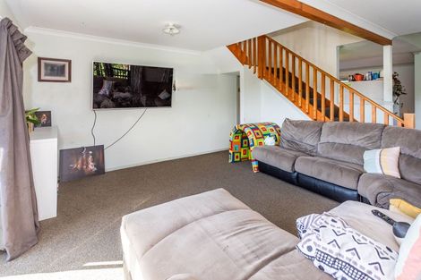 Photo of property in 27 Taurua Place, Coromandel, 3506