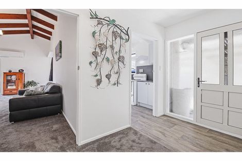 Photo of property in 45 Bush Street, Rangiora, 7400