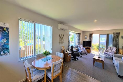 Photo of property in 120a Avondale Road, Avondale, Christchurch, 8061