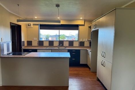 Photo of property in 24-26 Pencarrow Street, Highbury, Palmerston North, 4412