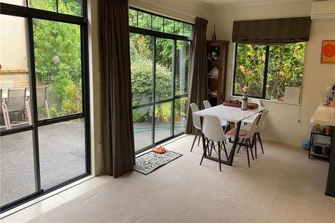 Photo of property in 34 Villanova Place, Albany, Auckland, 0632