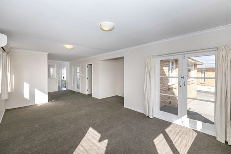 Photo of property in 21 Aberdeen Drive, Dinsdale, Hamilton, 3204