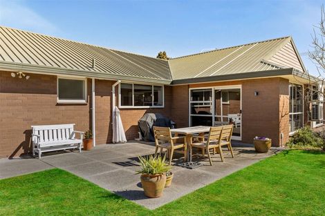 Photo of property in 130 Grahams Road, Burnside, Christchurch, 8053