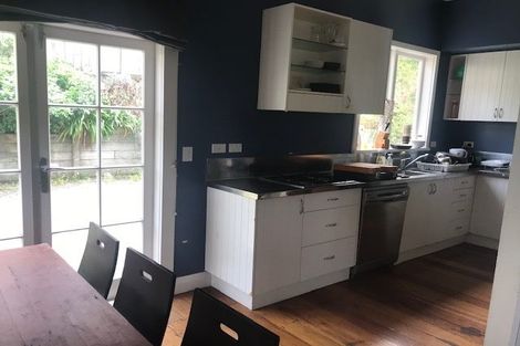 Photo of property in 13 Kainui Road, Raumati South, Paraparaumu, 5032