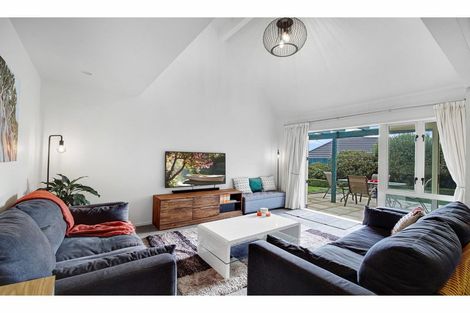 Photo of property in 2/19 Waitikiri Drive, Parklands, Christchurch, 8083
