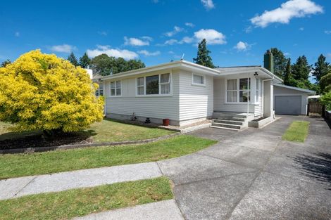 Photo of property in 35 Martin Street, Utuhina, Rotorua, 3015