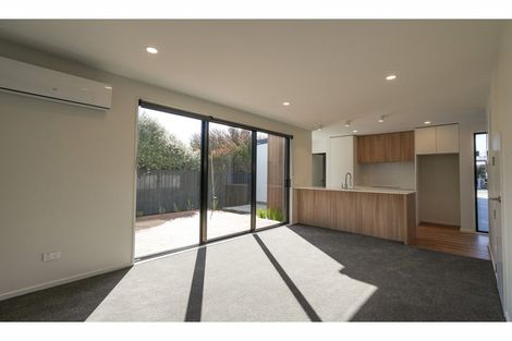 Photo of property in 4/63 Waltham Road, Sydenham, Christchurch, 8023