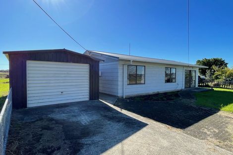 Photo of property in 2 Clean Street, Te Kopuru, 0391