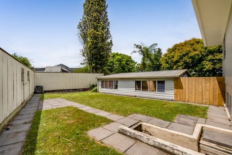 Photo of property in 147 Govett Avenue, Frankleigh Park, New Plymouth, 4310
