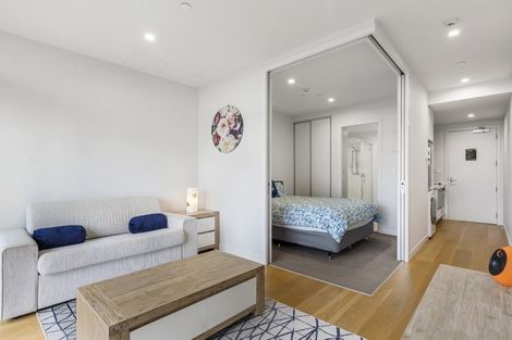 Photo of property in Frank Sargeson Apts, 306/74 Anzac Street, Takapuna, Auckland, 0622