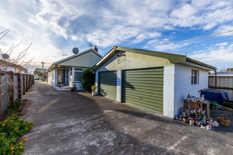 Photo of property in 13 Cradock Street, South New Brighton, Christchurch, 8062