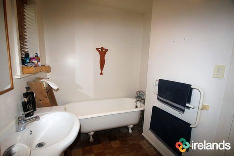 Photo of property in 16 Halton Street, Strowan, Christchurch, 8052