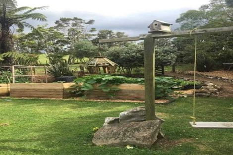 Photo of property in 402 Waipu Caves Road, Waipu, Whangarei, 0178
