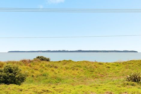 Photo of property in 1000 Papamoa Beach Road, Papamoa Beach, Papamoa, 3118