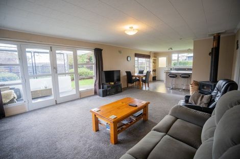 Photo of property in 18 Hamilton Avenue, Winton, 9720