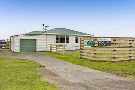 Photo of property in 253 Mawhitiwhiti Road, Normanby, Hawera, 4675