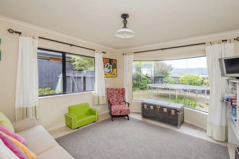 Photo of property in 46 Campion Road, Waikanae Beach, Waikanae, 5036