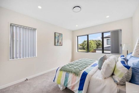 Photo of property in 12a Sheridan Drive, New Lynn, Auckland, 0600