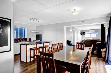 Photo of property in 25 Hira Street, Ohawe, Hawera, 4671