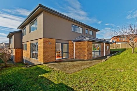 Photo of property in 77 Medallion Drive, Oteha, Auckland, 0632