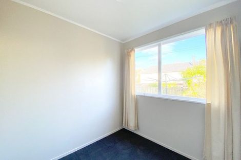 Photo of property in 37 Cheval Drive, Totara Vale, Auckland, 0629