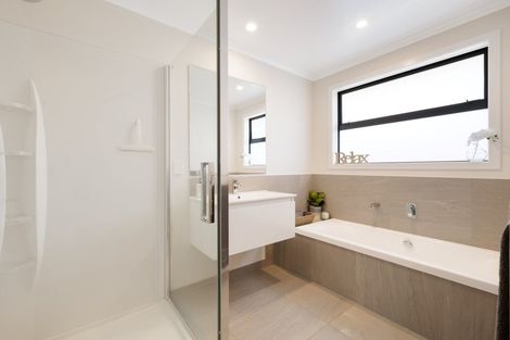 Photo of property in 3 Te Kio Crescent, Papamoa Beach, Papamoa, 3118