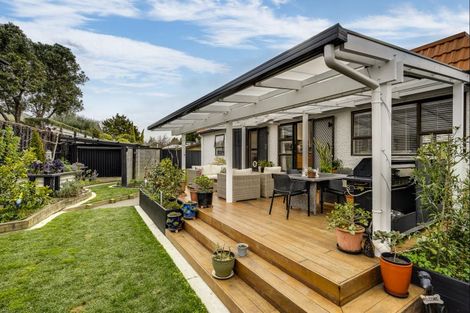 Photo of property in 7 Tui Glen, Havelock North, 4130