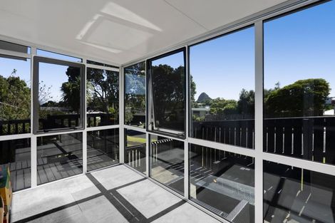 Photo of property in 33 Norwich Avenue, Spotswood, New Plymouth, 4310