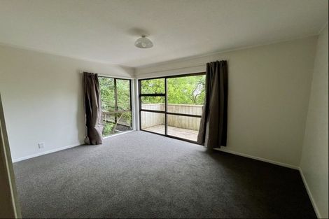 Photo of property in 18 Wade River Road, Stanmore Bay, Whangaparaoa, 0932