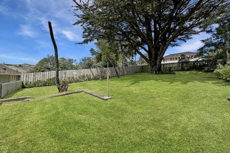 Photo of property in 126 Castor Crescent, Cannons Creek, Porirua, 5024