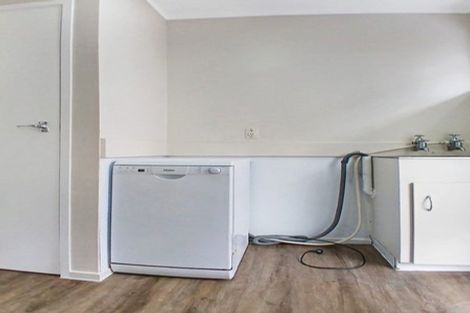 Photo of property in 1/11 Talavera Place, Te Atatu South, Auckland, 0602