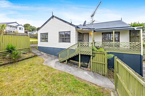 Photo of property in 30 Aronia Way, Goodwood Heights, Auckland, 2105