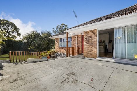 Photo of property in 2/55 Glenmore Road, Sunnyhills, Auckland, 2010