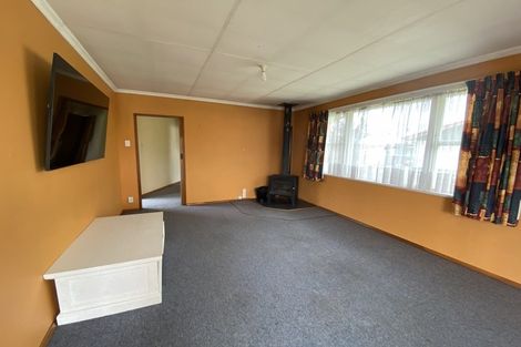 Photo of property in 11 Claudius Street, Dannevirke, 4930