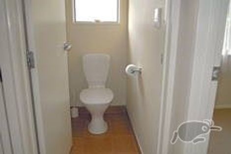 Photo of property in 19 Paton Avenue, Te Atatu South, Auckland, 0610