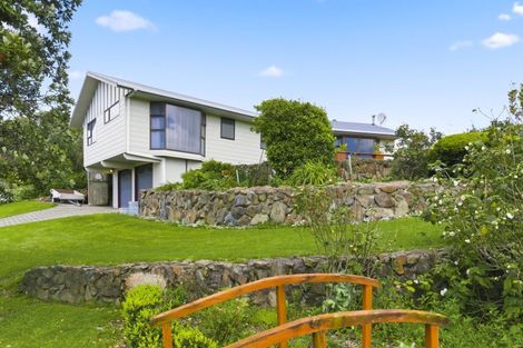 Photo of property in 2 Sunset Terrace, Waikanae Beach, Waikanae, 5036
