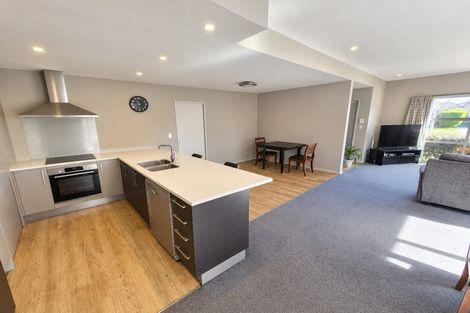 Photo of property in 8 Millesimes Way, Yaldhurst, Christchurch, 8042