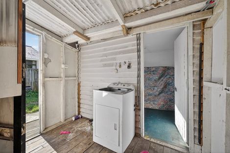 Photo of property in 186 Wainoni Road, Avondale, Christchurch, 8061