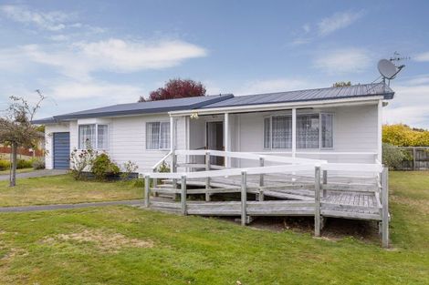 Photo of property in 82 Grace Crescent, Richmond Heights, Taupo, 3330